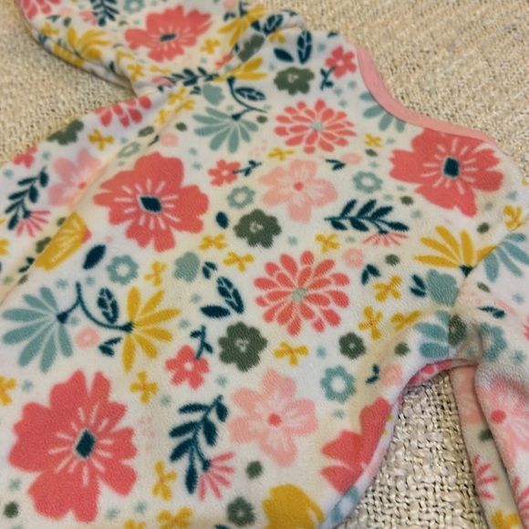 Carters Child of Mine  Girls Footed Fleece Sleeper size 0-3 months - Picture 10 of 10